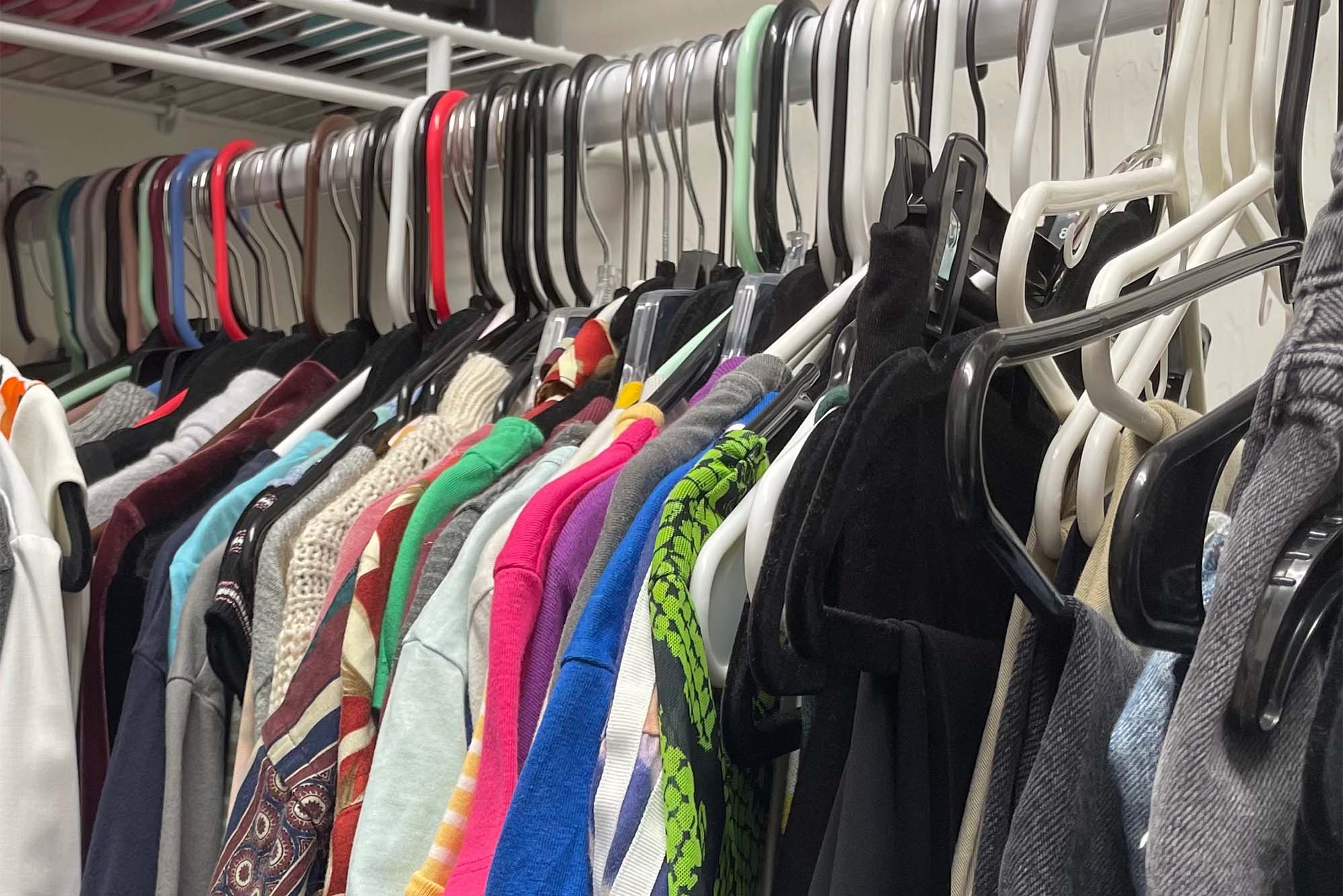 Clothing rack