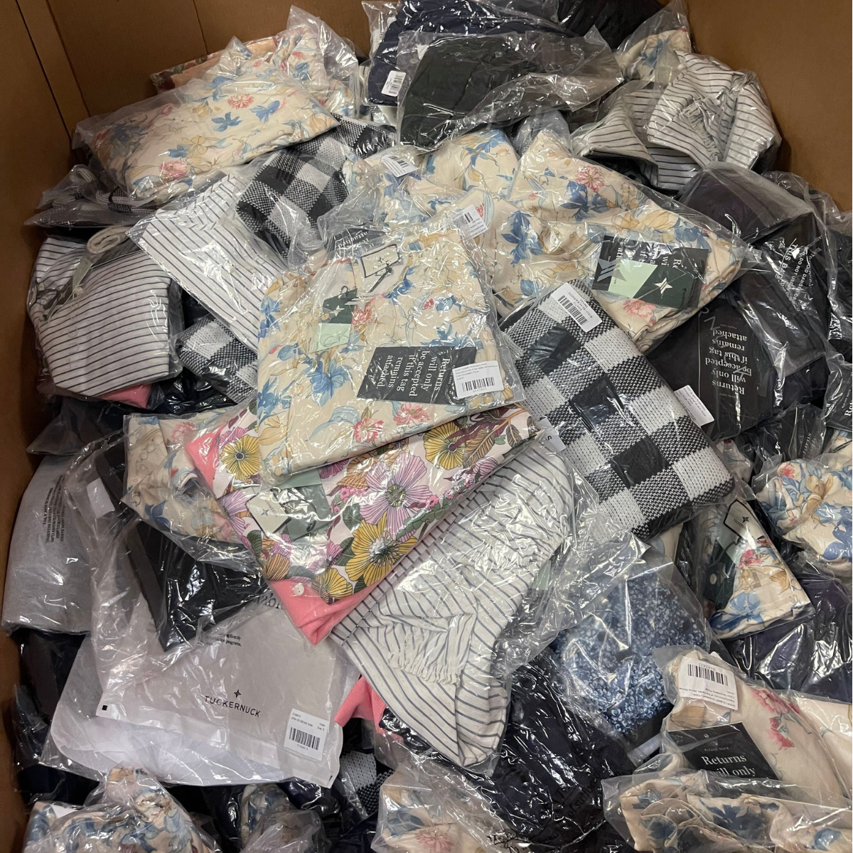 Tuckernuck & Friends Assorted NWT Apparel | 20pc Pack