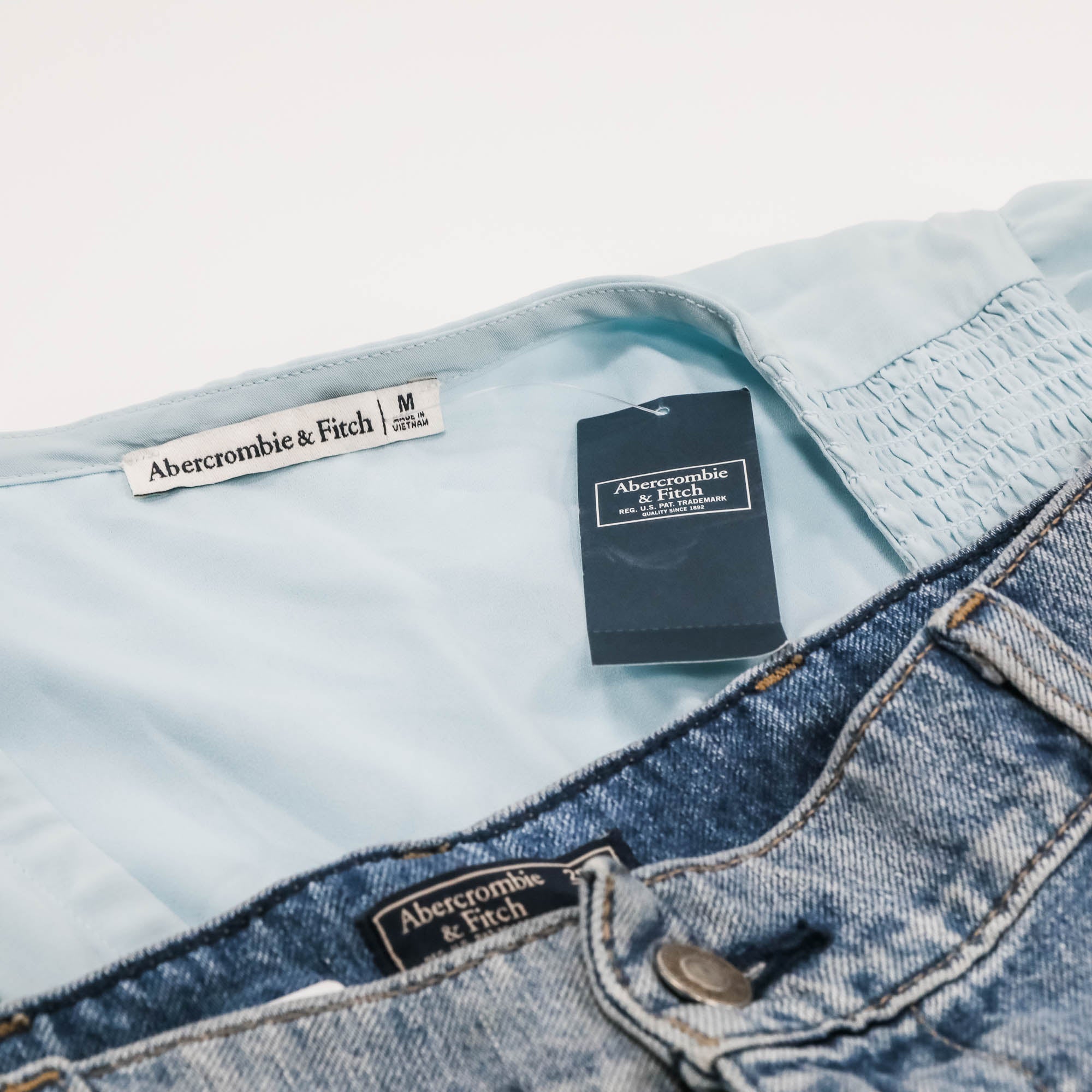 Abercrombie & Fitch Women's Secondhand Wholesale Clothing - NuSource