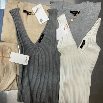 Quince NWT NWOT Customer Returns - Assorted Basics