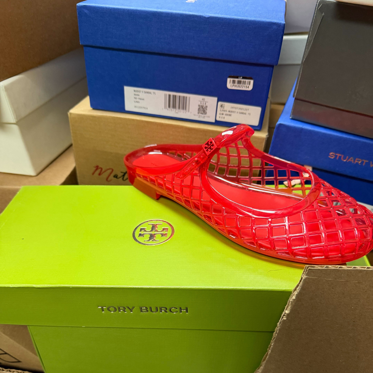 Tuckernuck & Friends —  Footwear Returns - NuSource