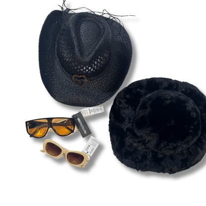 PrettyLittleThing NWT Assorted Accessories - NuSource